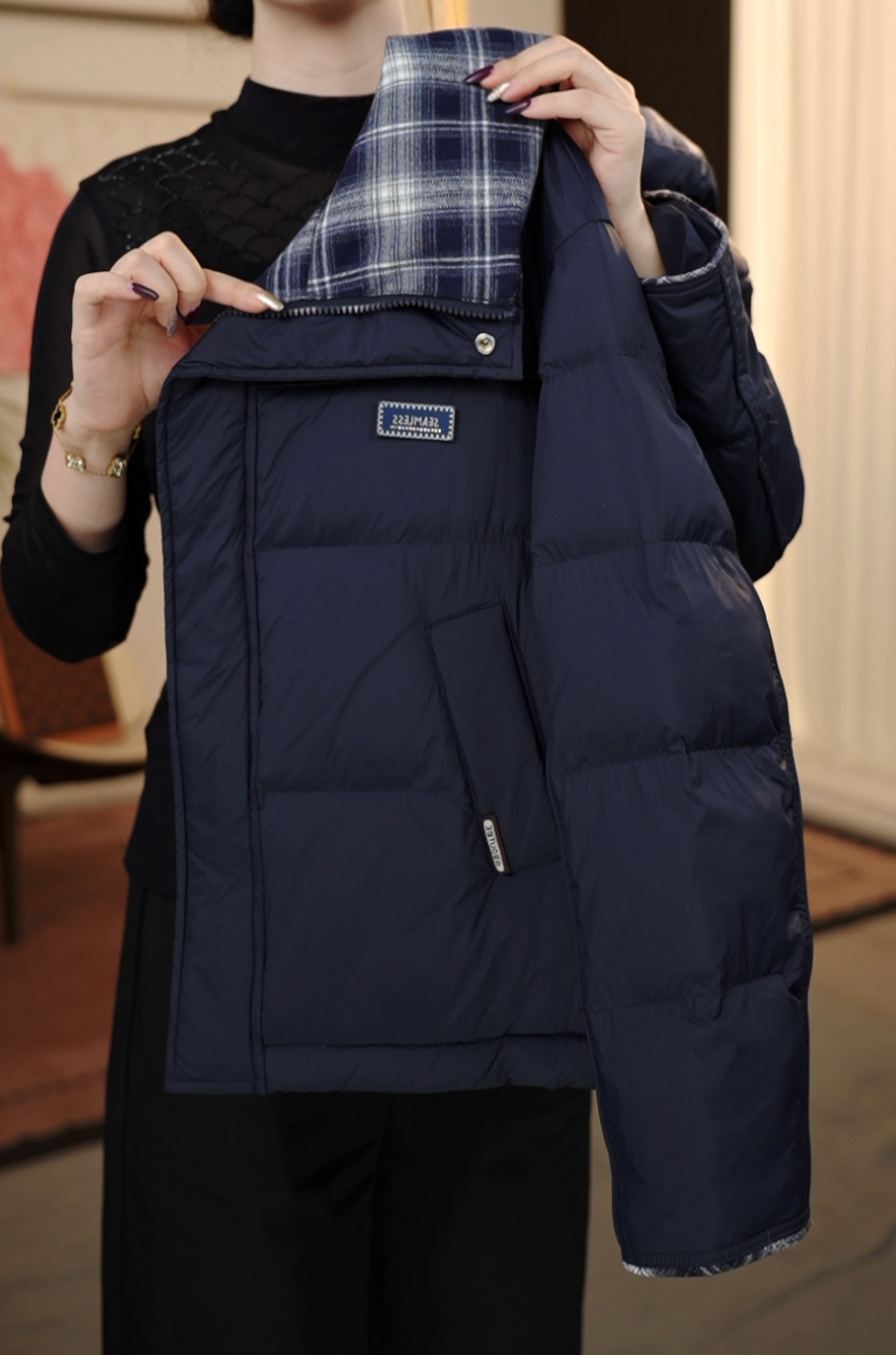 （臻选鸭绒）格子拼接洋气时尚冬季保暖鸭绒羽绒服Y94