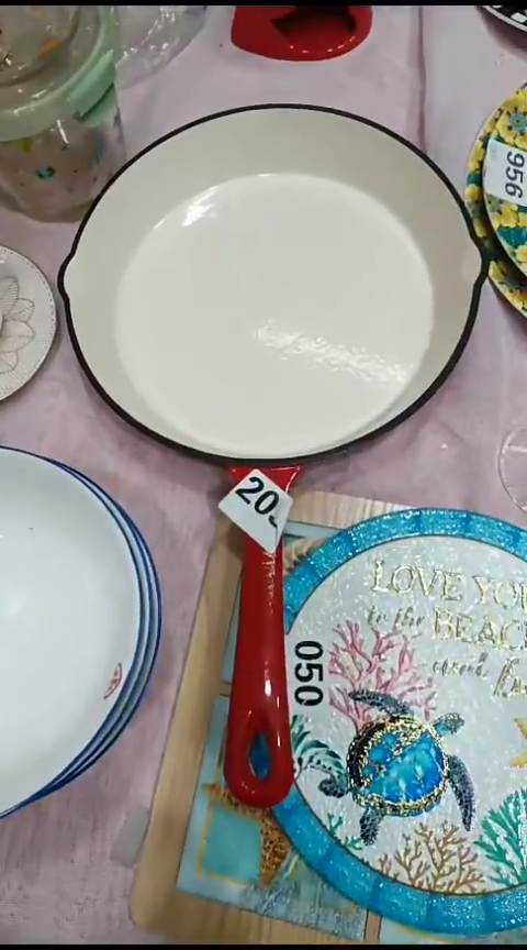 瓷卡*儿203珐琅煎锅一个
