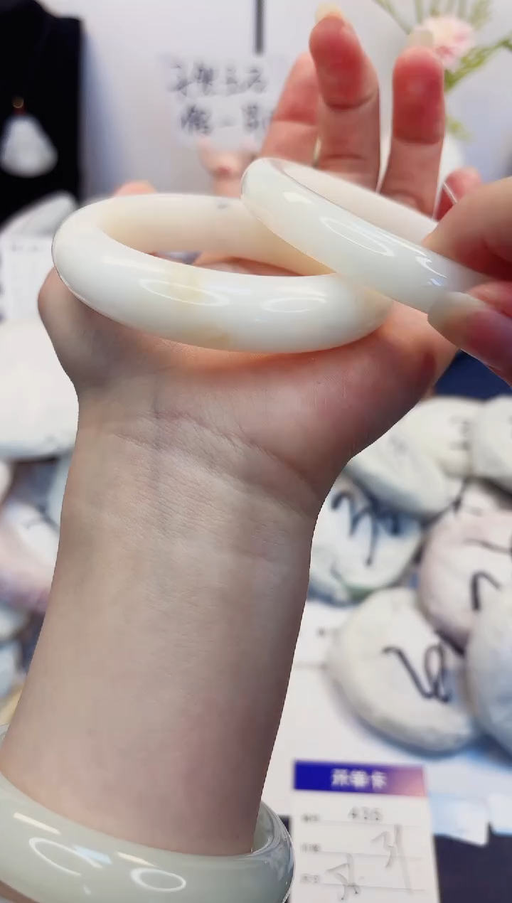 【闪购商品】石英质玉手镯未镶嵌435-财气镯-圈口56