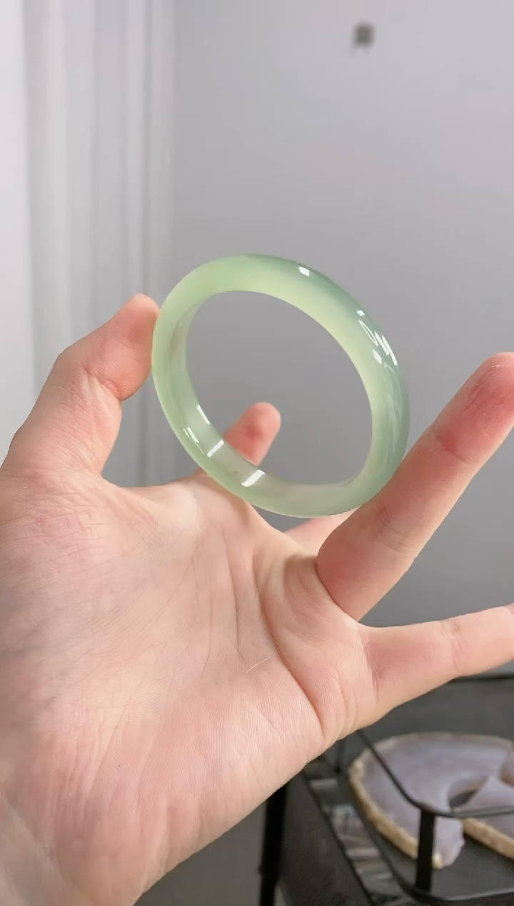 【闪购商品】玛瑙/玉髓手镯未镶嵌54圈