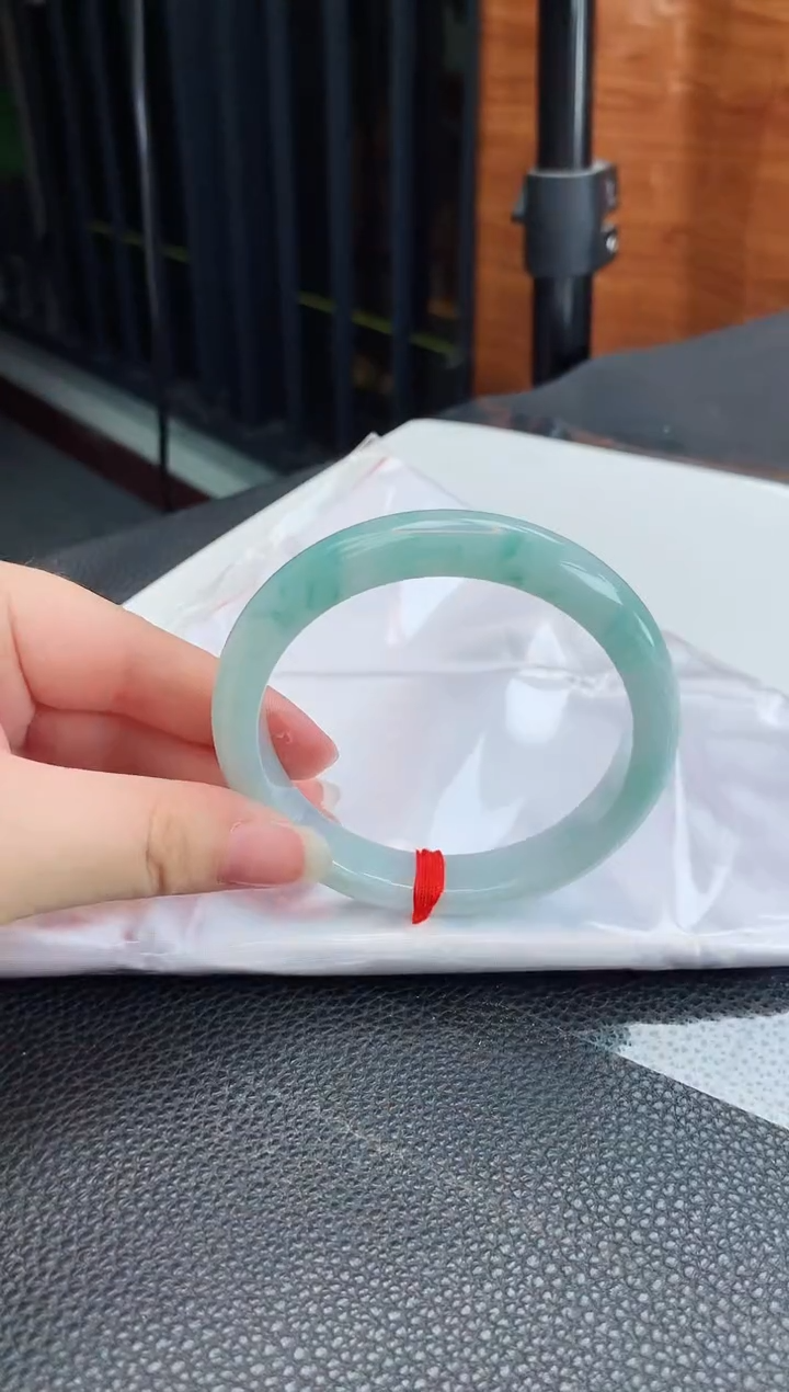 【闪购商品】翡翠手镯未镶嵌缅甸天然翡翠A货手镯
