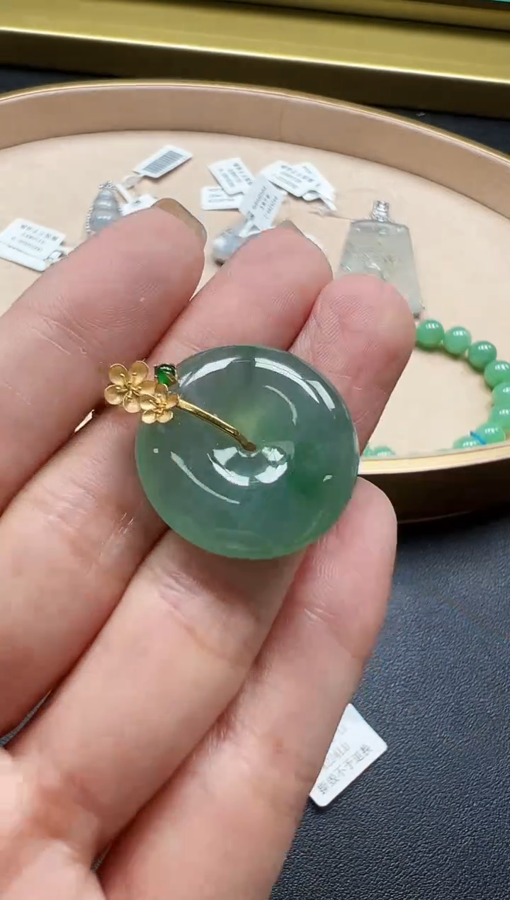 颈饰18K金镶嵌翡翠KDF0929-022