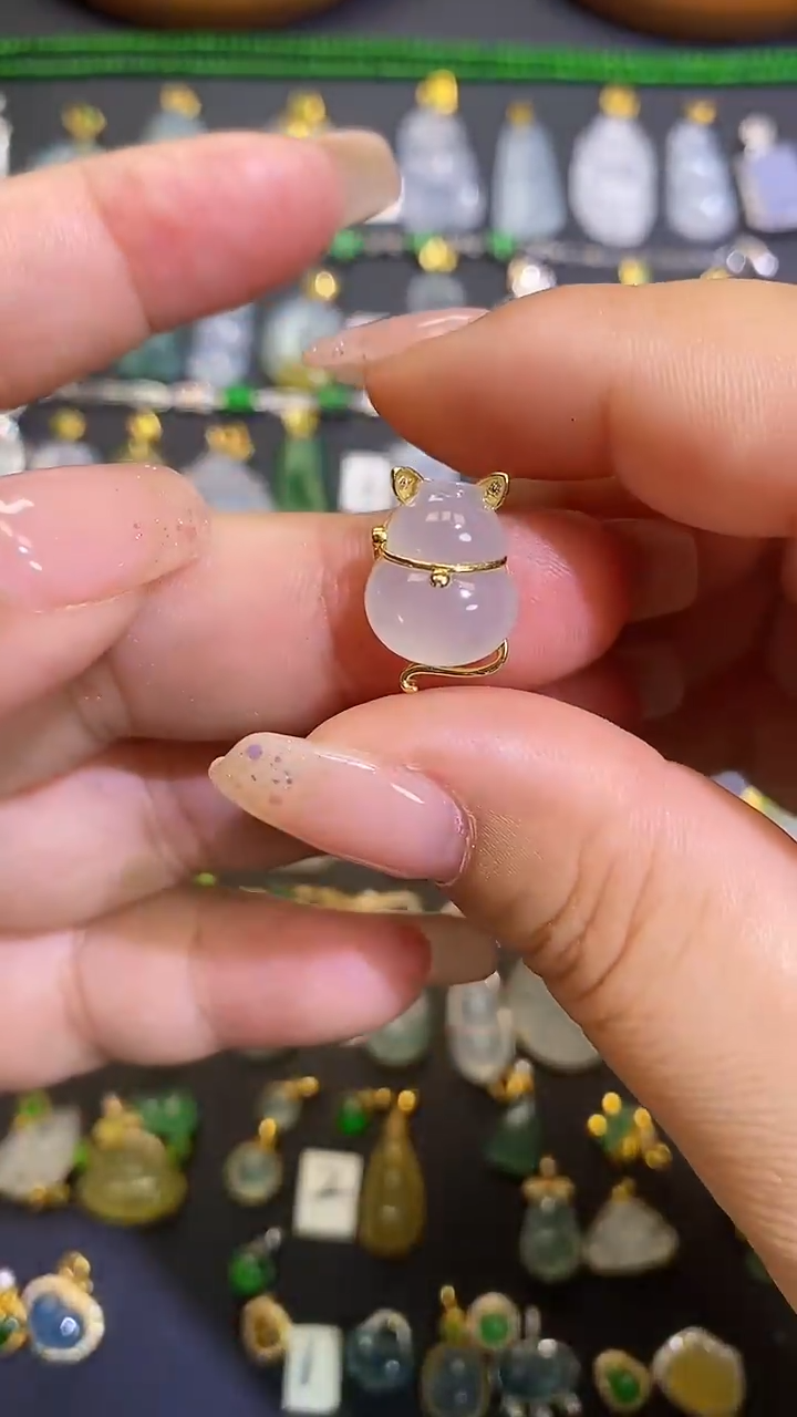 翡翠18K金镶嵌吊坠(不含链)1