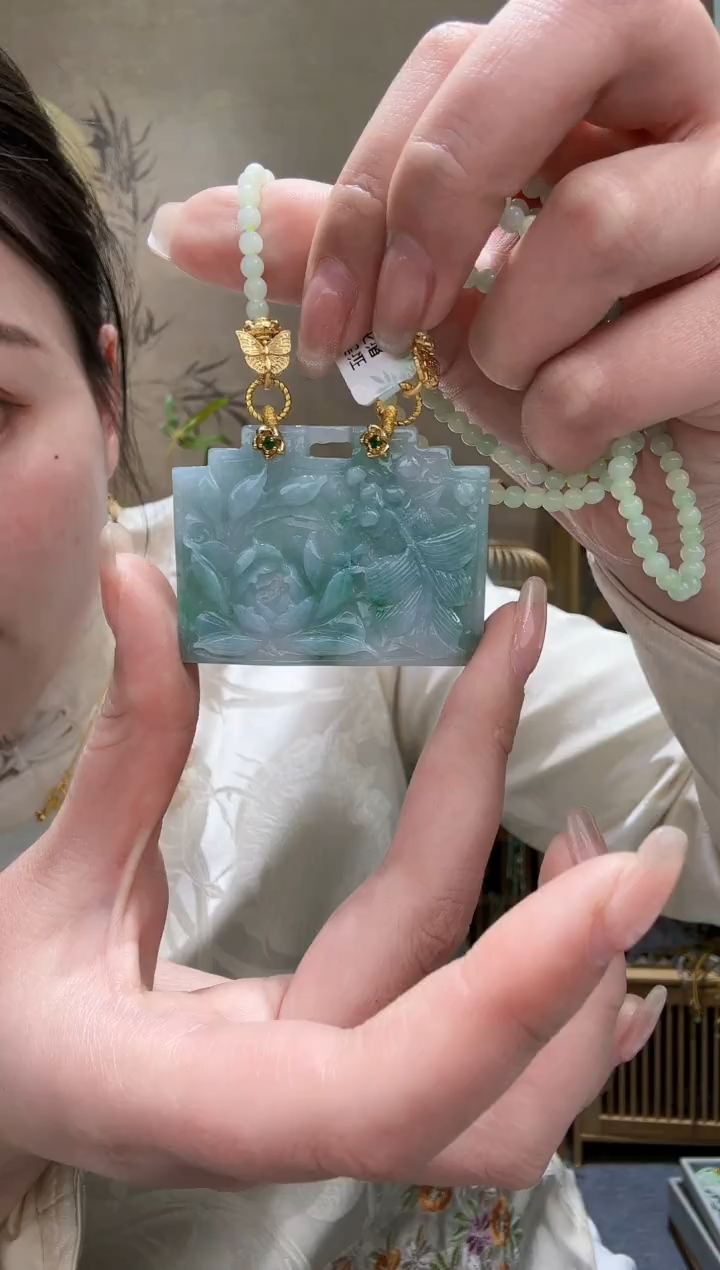 【闪购商品】翡翠颈饰未镶嵌吊坠