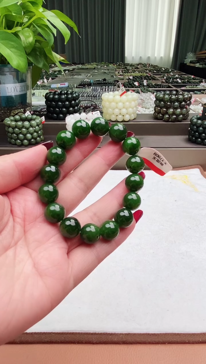 【闪购商品】和田玉手串未镶嵌纯天然和田玉俄7辣阳绿12