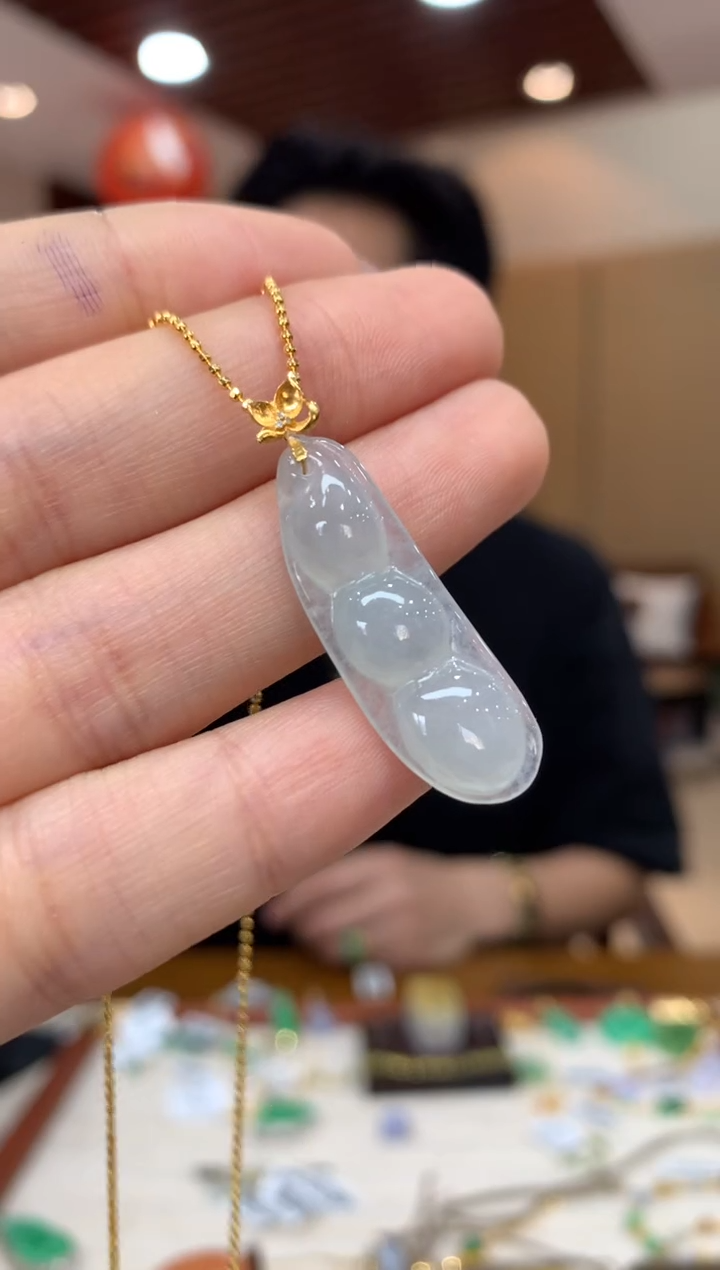 吊坠(不含链)18K金镶嵌翡翠豆子