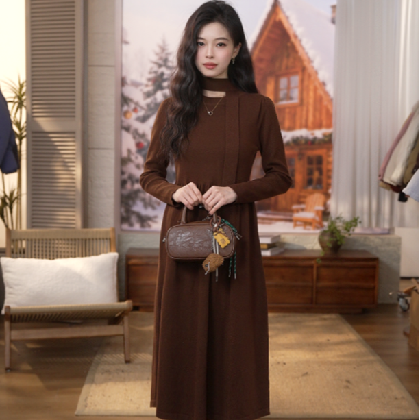 【垂暖之诗】茵曼25秋冬法式圆领毛织连衣裙松紧腰带收腰长袖中长裙