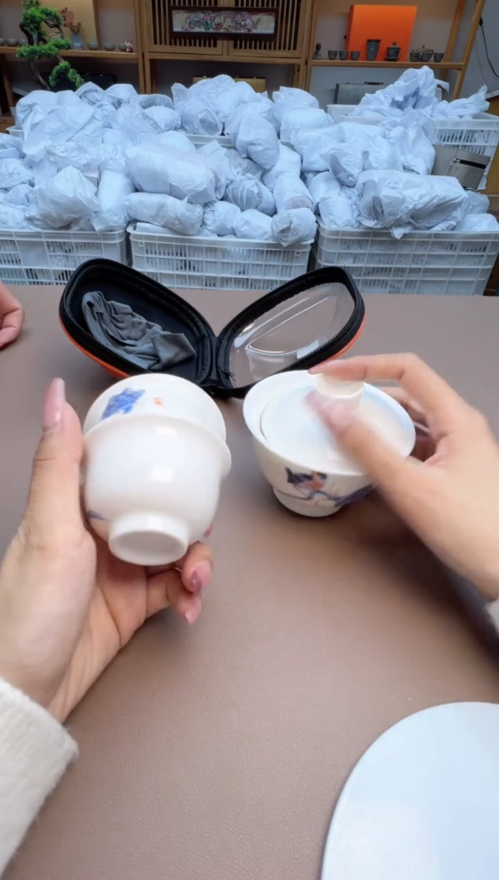 【闪购商品】摆件瓷制品S1111111111111