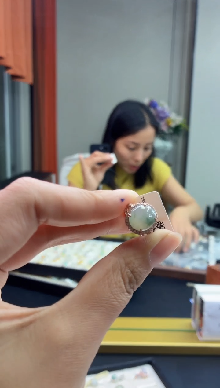 颈饰银S925镶嵌翡翠1111111