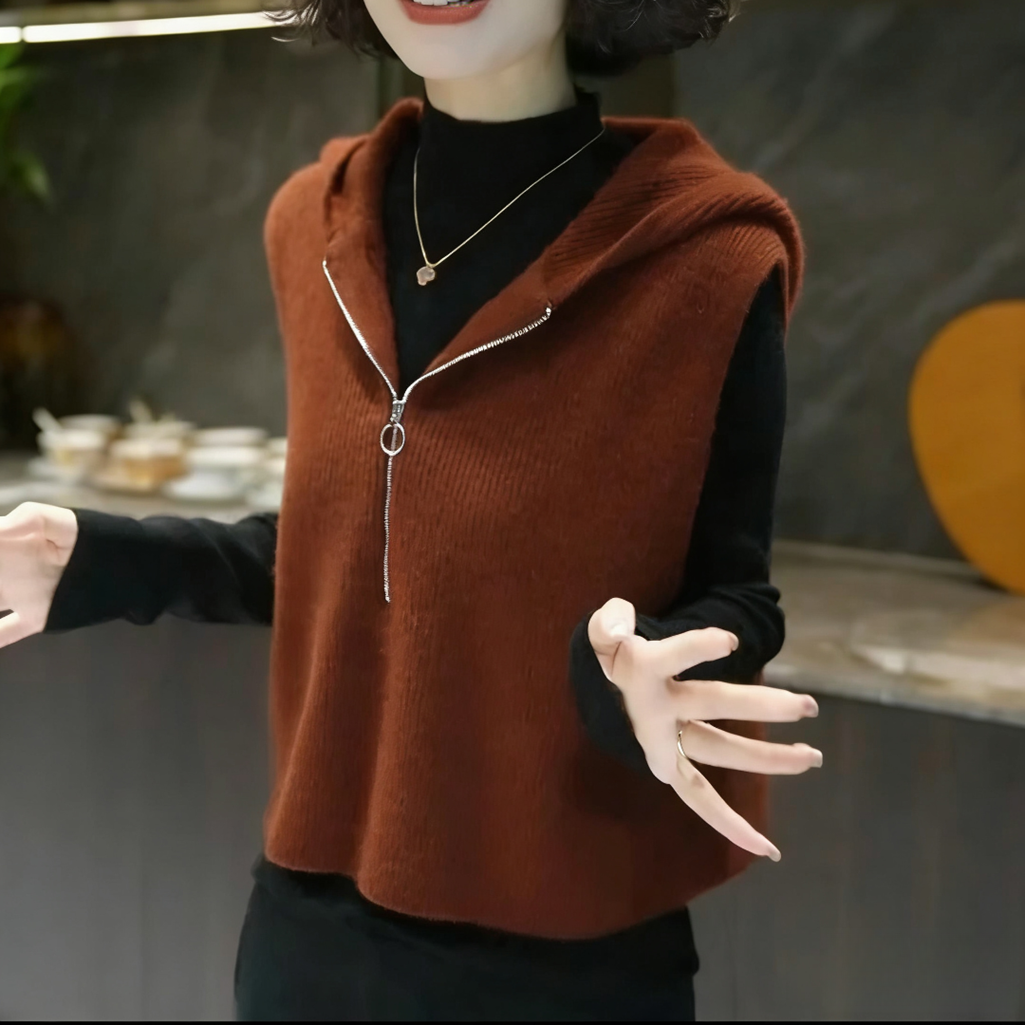 933-连帽高端马甲针织衫显瘦秋季套头舒适纯色慵懒风上衣半拉链女