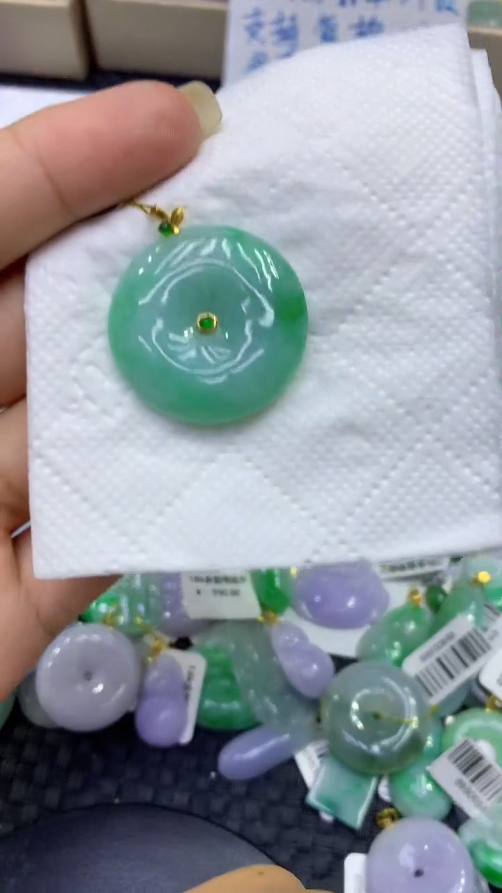 颈饰18K金镶嵌翡翠天然缅甸A货翡翠