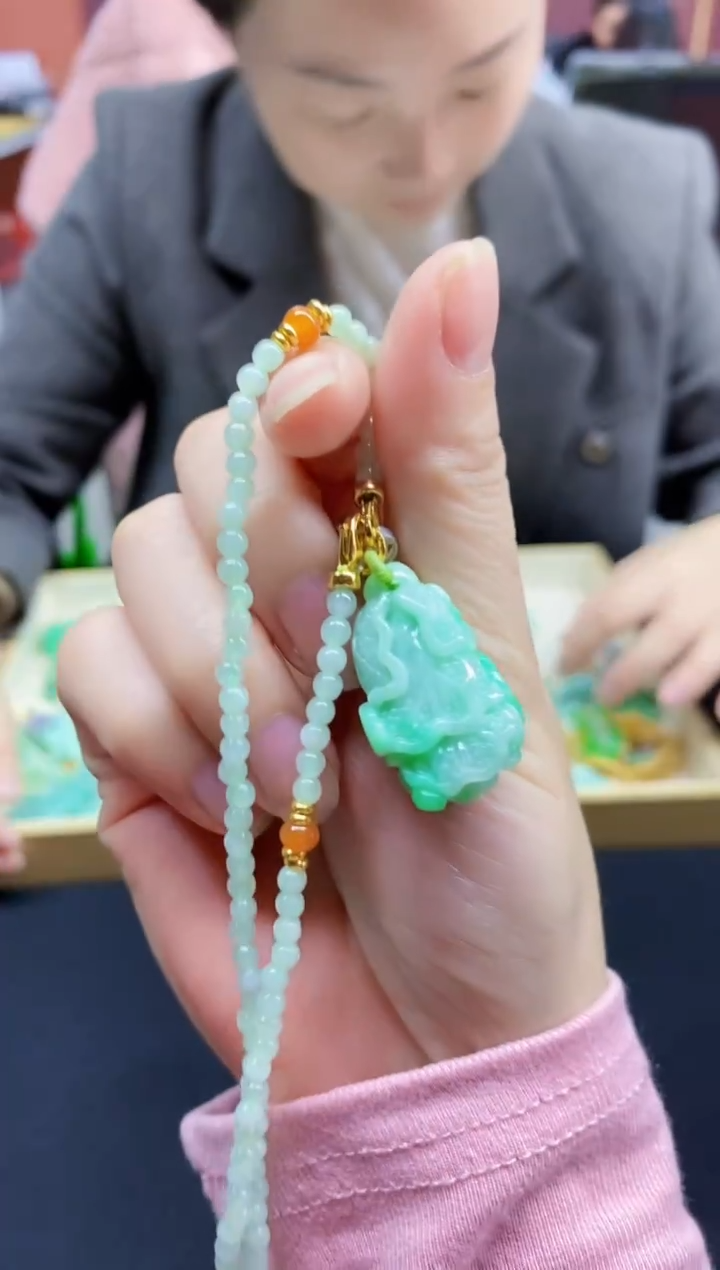 颈饰未镶嵌翡翠翡翠吊坠