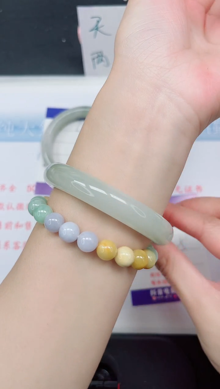 【闪购商品】石英质玉手镯未镶嵌43-56.5