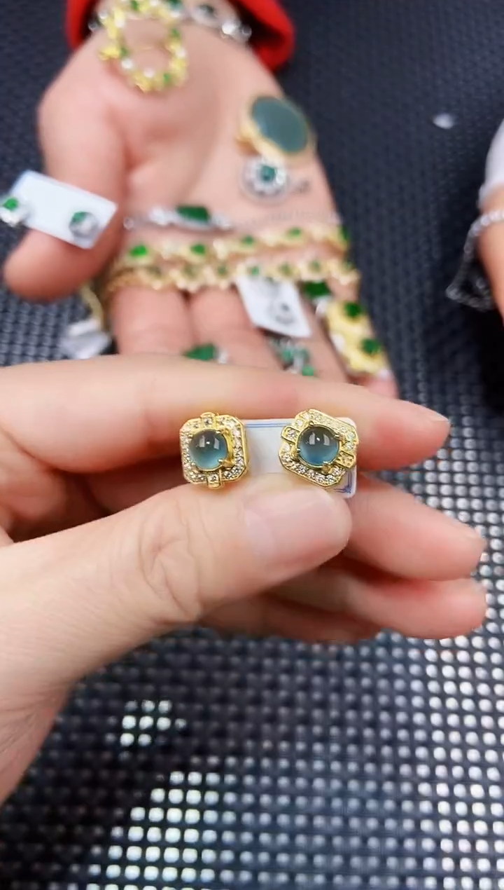 【闪购商品】翡翠耳饰未镶嵌111111111