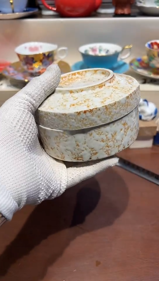 【闪购商品】中古回流瓷器好看，谨慎参拍