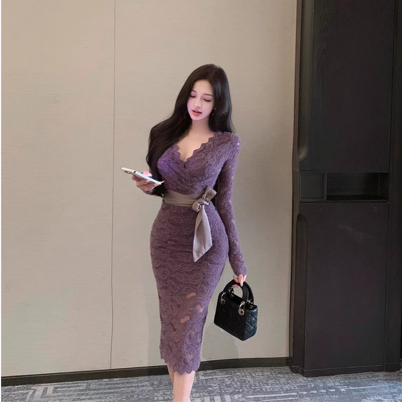 紫色蕾丝长袖连衣裙女秋冬轻熟风气质显瘦裙子收腰修身包臀中长裙