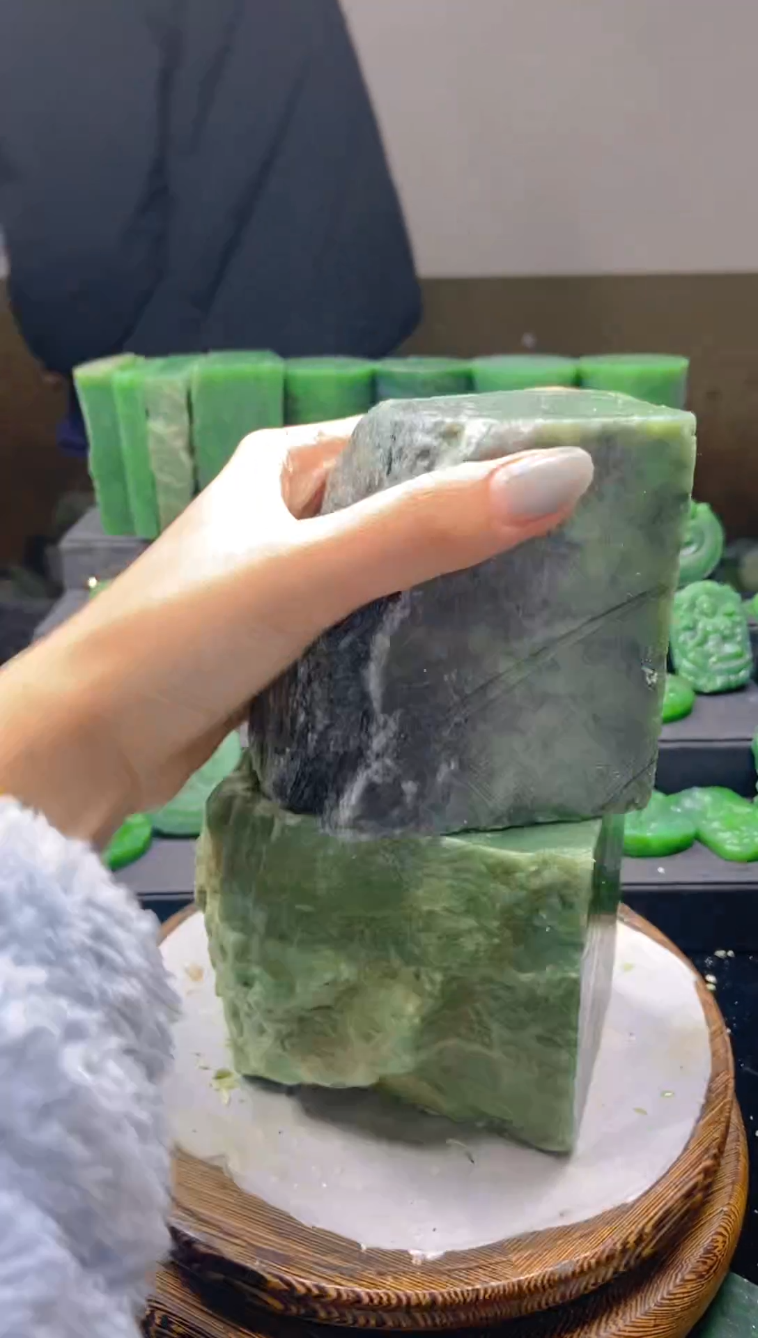 未镶嵌和田玉珠宝半成品1