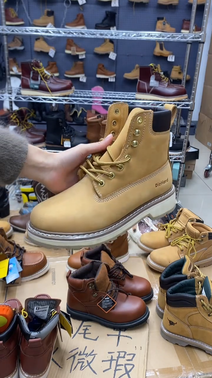 牛皮40.5码，84101，运动鞋码，工装靴默认瑕疵