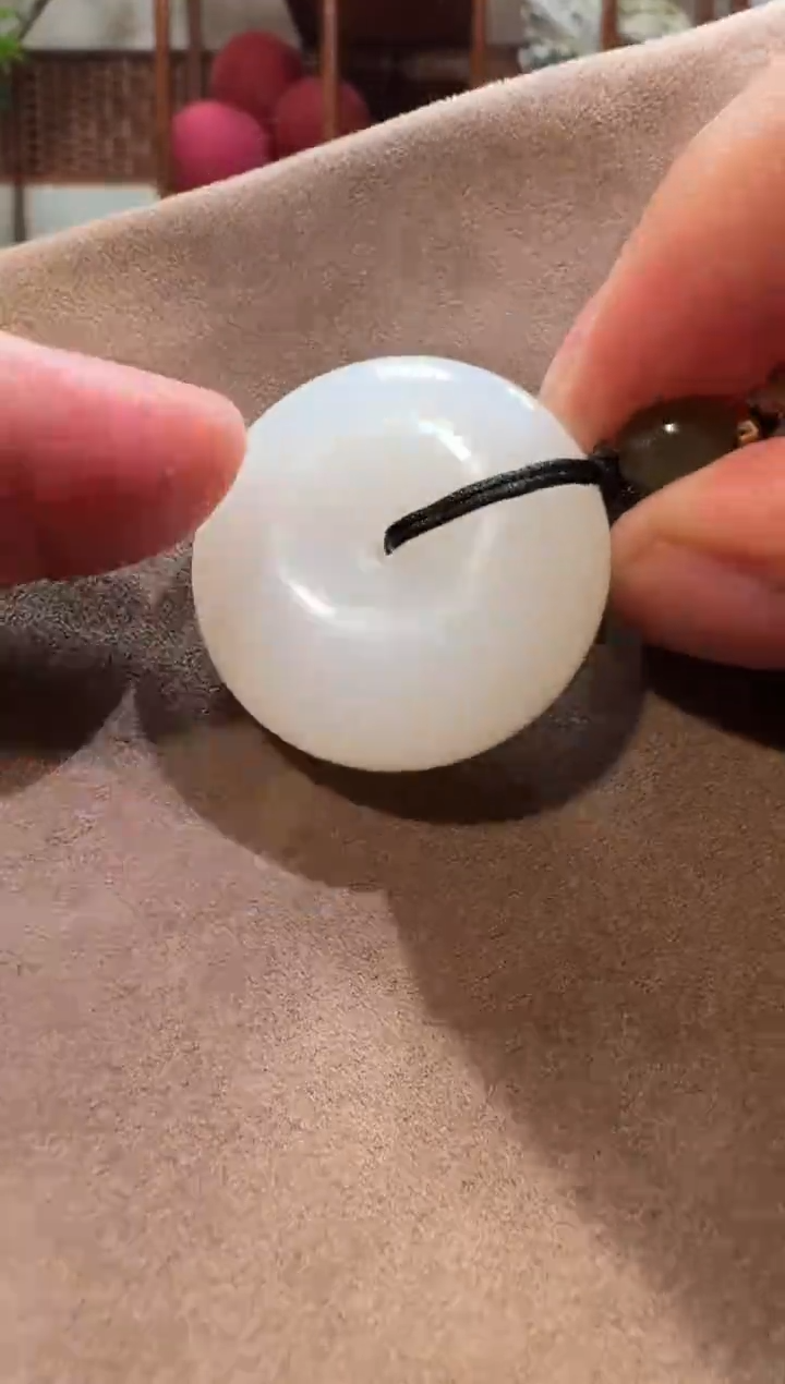 【闪购商品】和田玉吊坠未镶嵌1395平安扣