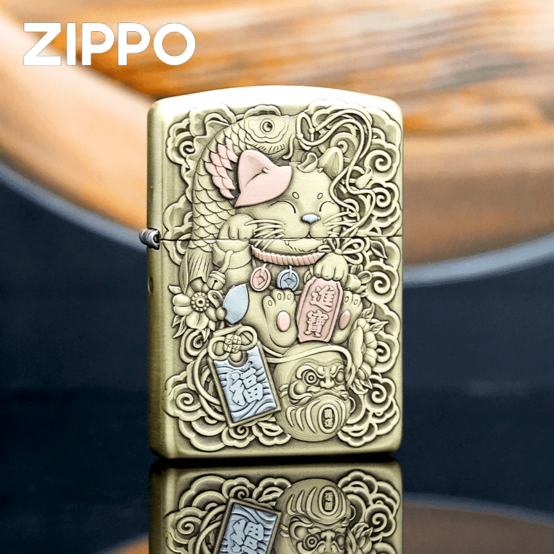 ZIPPO/之宝打火机妖月黄铜盔甲浮雕-招财猫-纯紫铜镶嵌DY9912FD