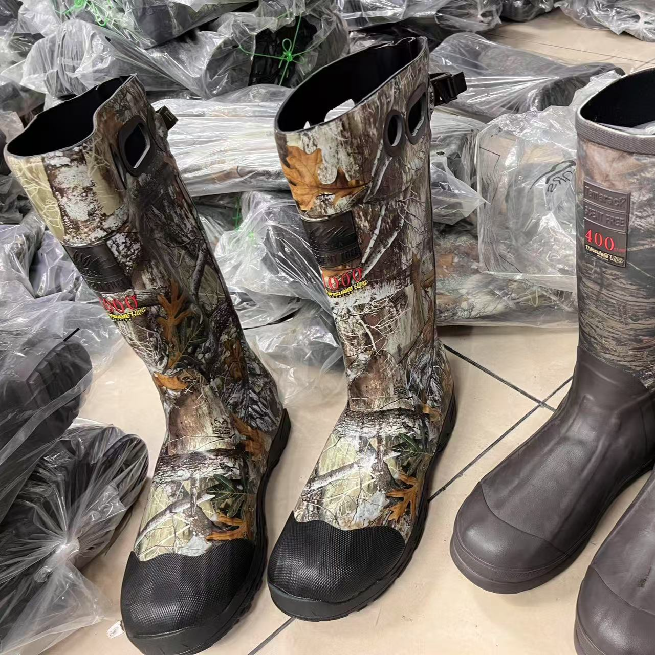 外贸微瑕牛博朗雨鞋，大码男雨靴，清仓大甩卖，图案款式随机发