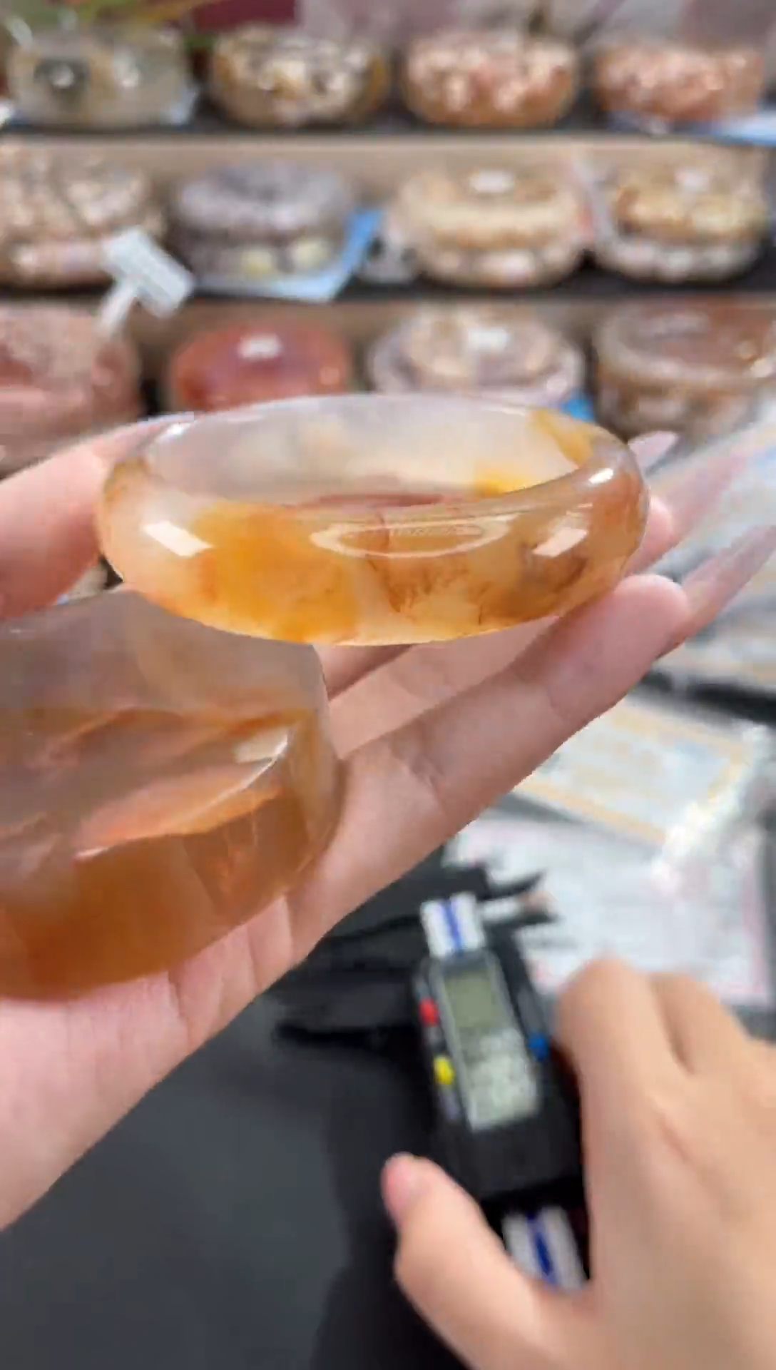未镶嵌手镯石英质玉56