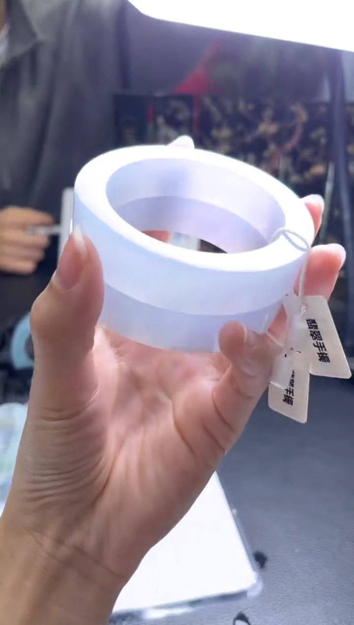 【闪购商品】定制翡翠手镯未镶嵌定制手镯不退不换