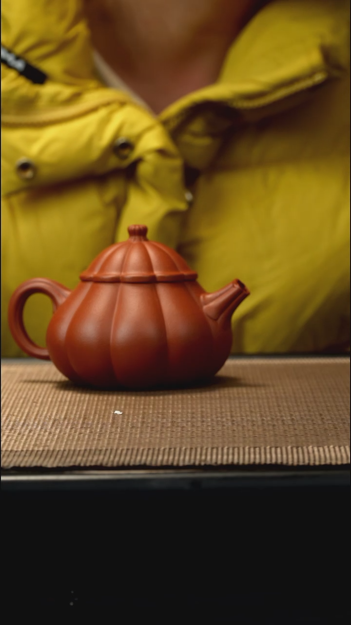 紫砂茶盏g*o生砂朱泥筋纹文旦150CC微瑕晃盖