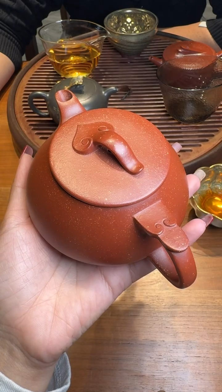 【闪购商品】紫砂茶壶吴欣初大红袍152