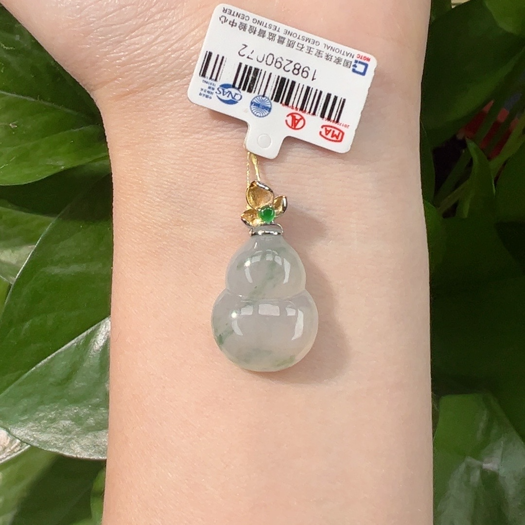 翡翠吊坠(不含链)18K金镶嵌葫芦吊坠葫芦翡翠072
