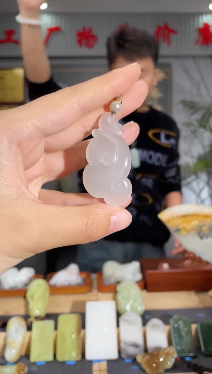 【闪购商品】和田玉颈饰未镶嵌拍一发一 多样性发货