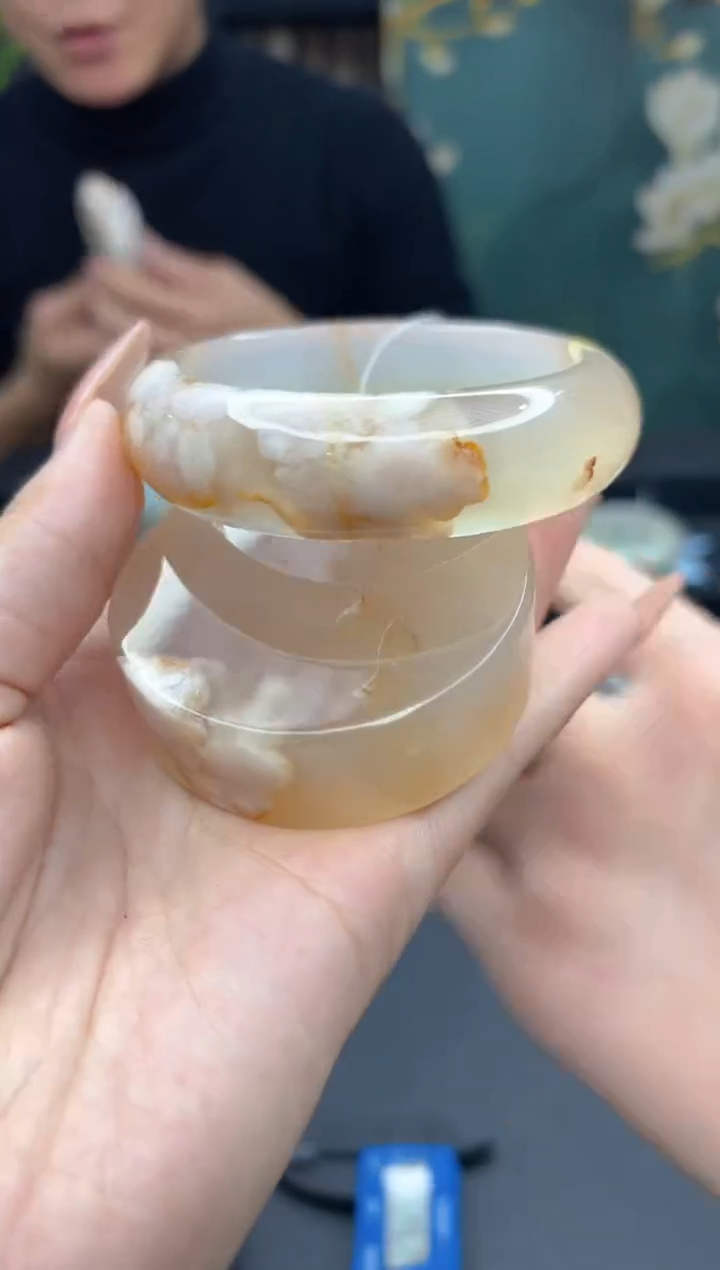 【闪购商品】石英质玉手镯未镶嵌73（58圈赠送镯心）