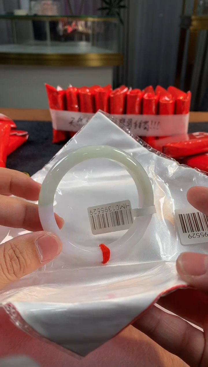 未镶嵌定制翡翠5073毛货不退不换 58-59圈