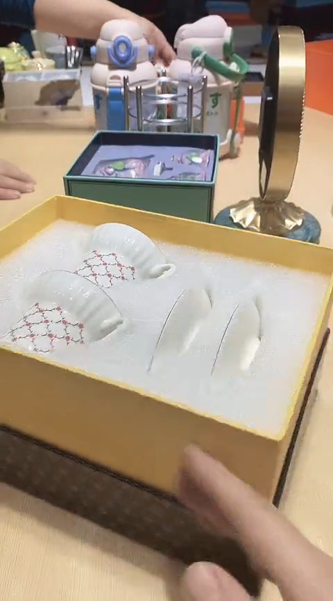 瓷片生活的本意就是开心@@1