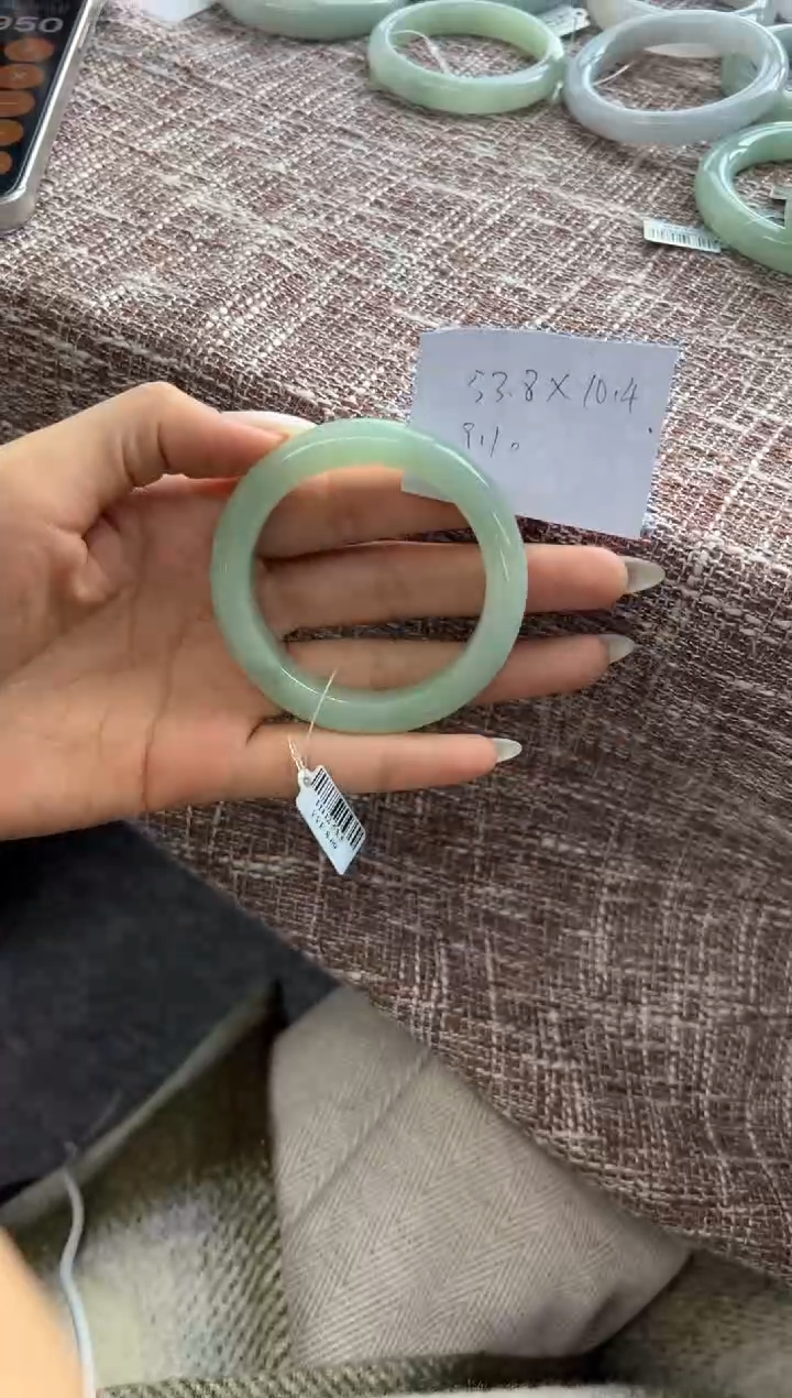 【闪购商品】翡翠手镯未镶嵌成品手镯