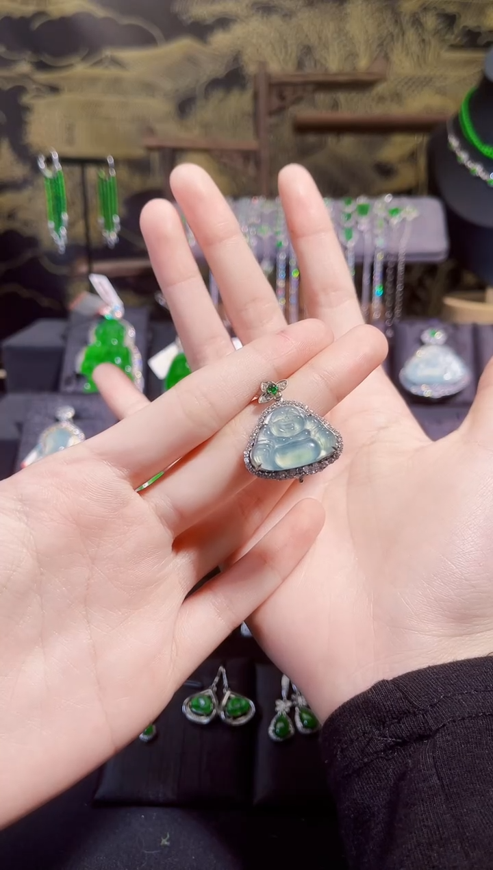 【闪购商品】翡翠颈饰银S925镶嵌佛公吊坠