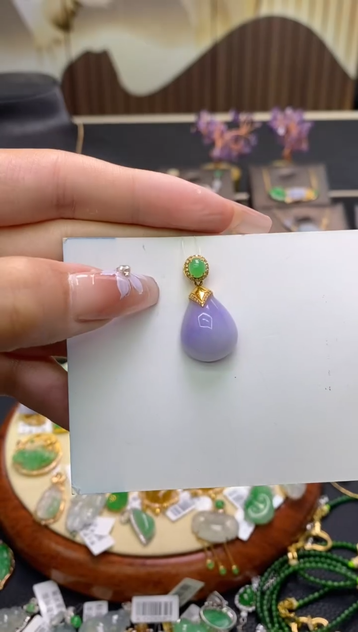 【闪购商品】翡翠颈饰18K金镶嵌净货13165