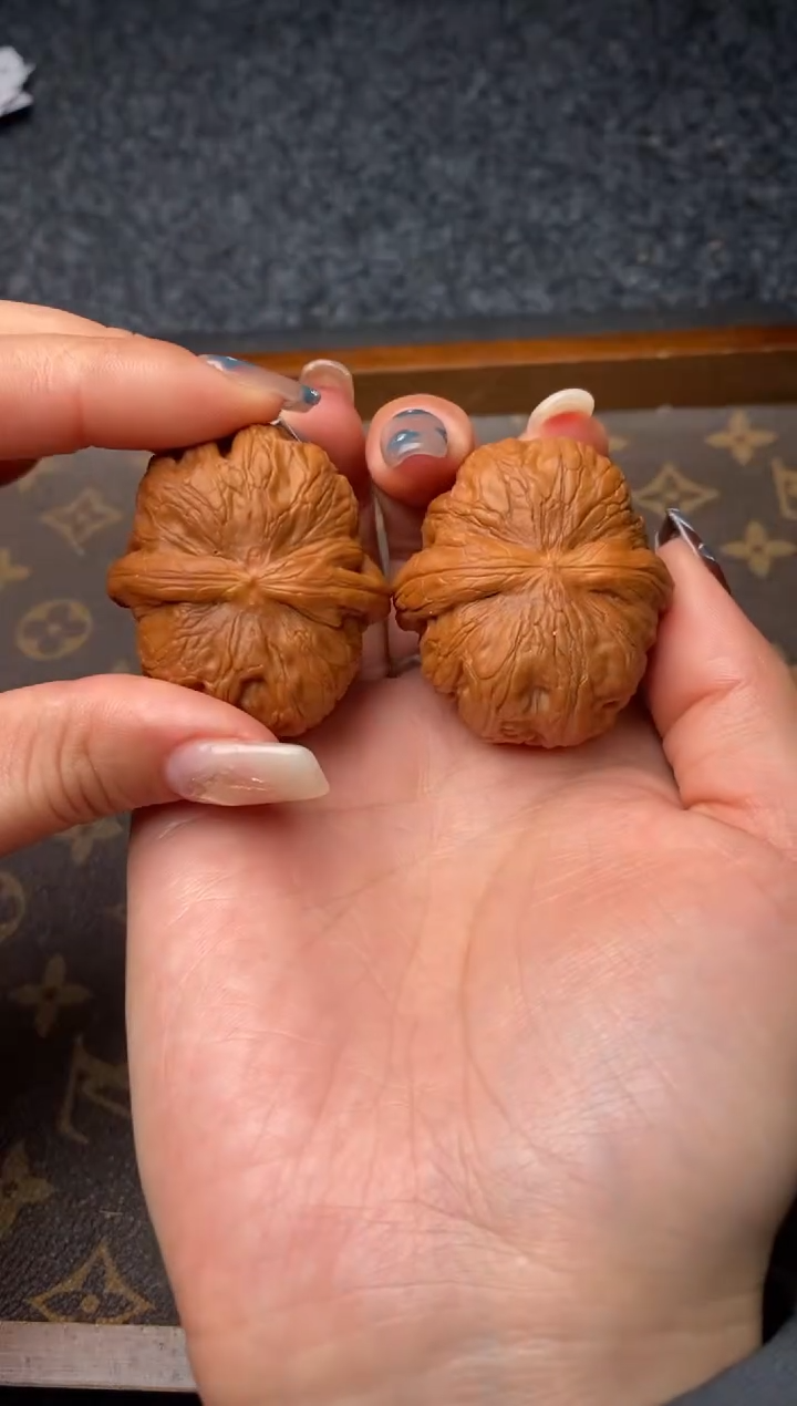 把件文玩核桃b237号42尺元宝