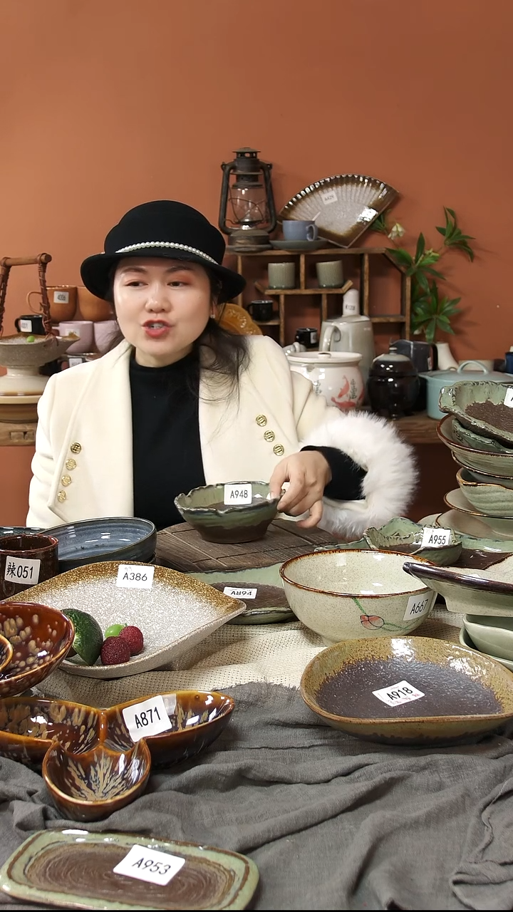 陶瓷A948陶瓷粗陶花边碗一个微瑕15.5*6