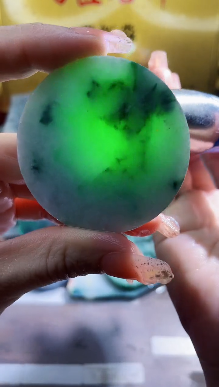 翡翠挂件未镶嵌小梦88