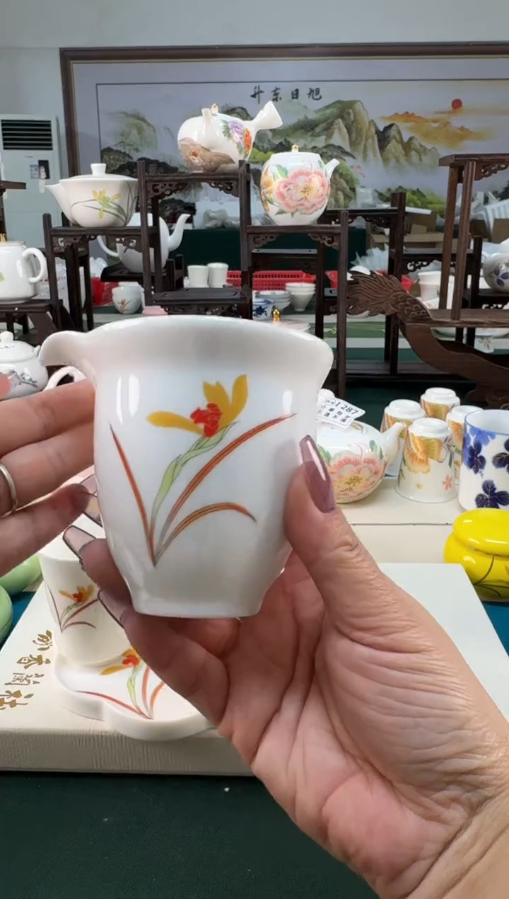 【闪购商品】瓷器 ······.......