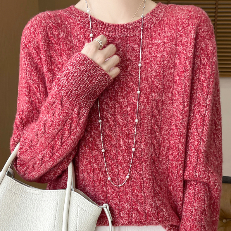 100%羊毛花纱圆领加厚绞花羊毛衫上衣D346