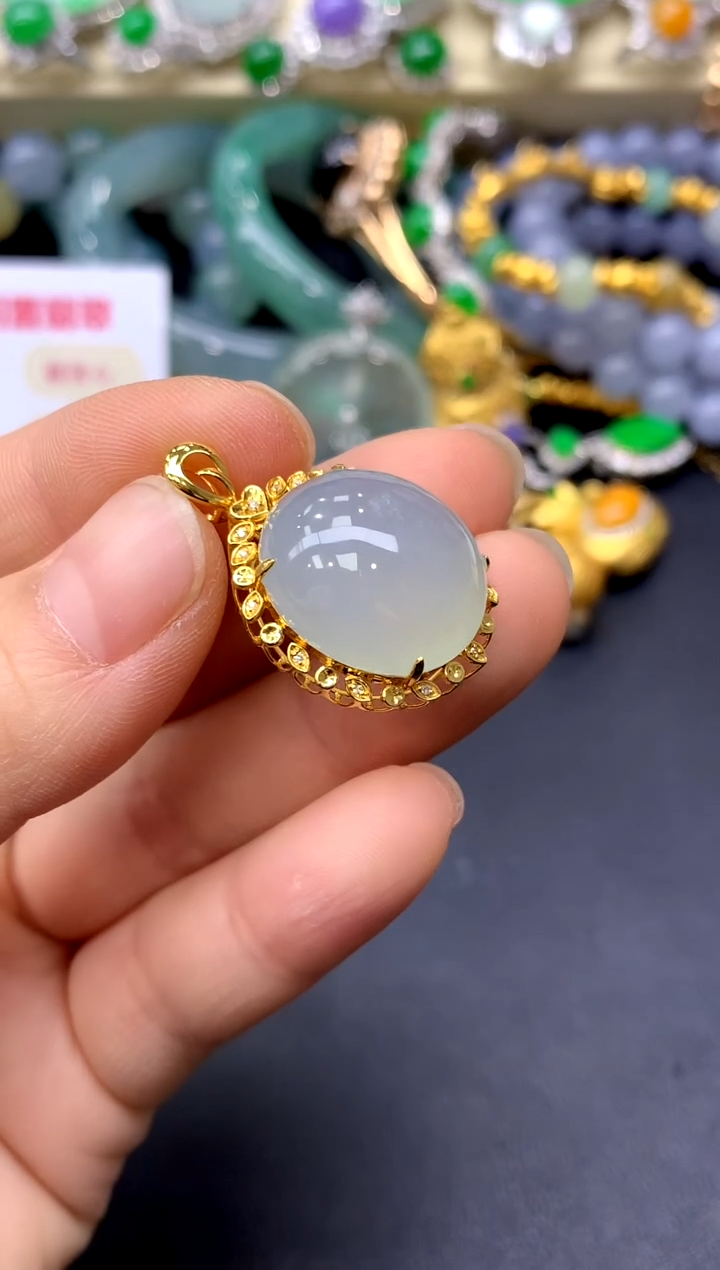 颈饰18K金镶嵌翡翠251-中国好珍宝