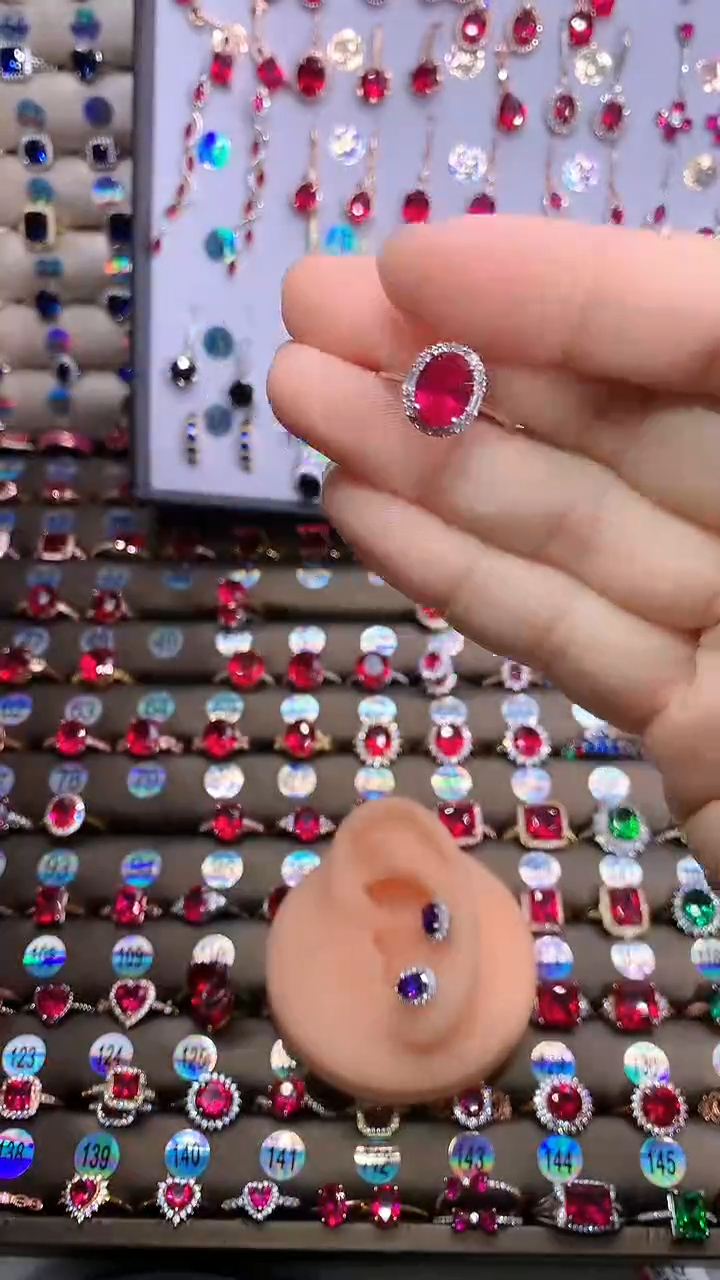 【闪购商品】红宝石戒指银S925镶嵌银色7.9