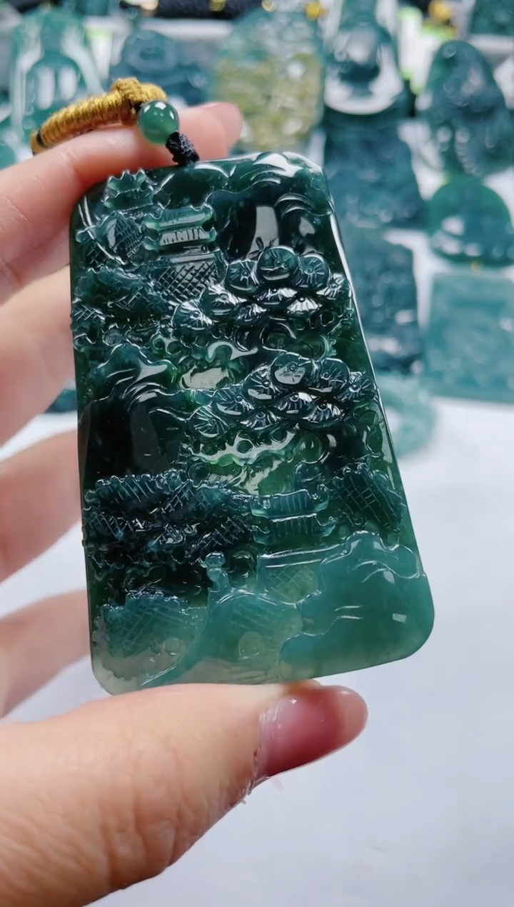 【闪购商品】翡翠颈饰未镶嵌