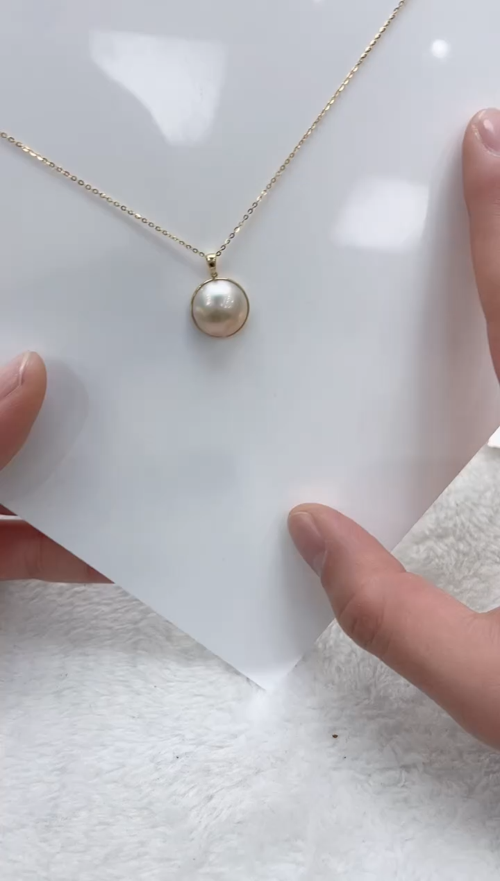 【闪购商品】拼合珍珠（马贝珠）吊坠18K金镶嵌海水马贝吊坠