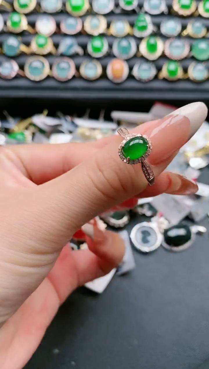 【闪购商品】翡翠戒指银S925镶嵌11111