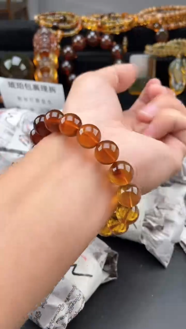 【闪购商品】未镶嵌琥珀手链12.7彩虹渐变手串【多样性发货其中一】