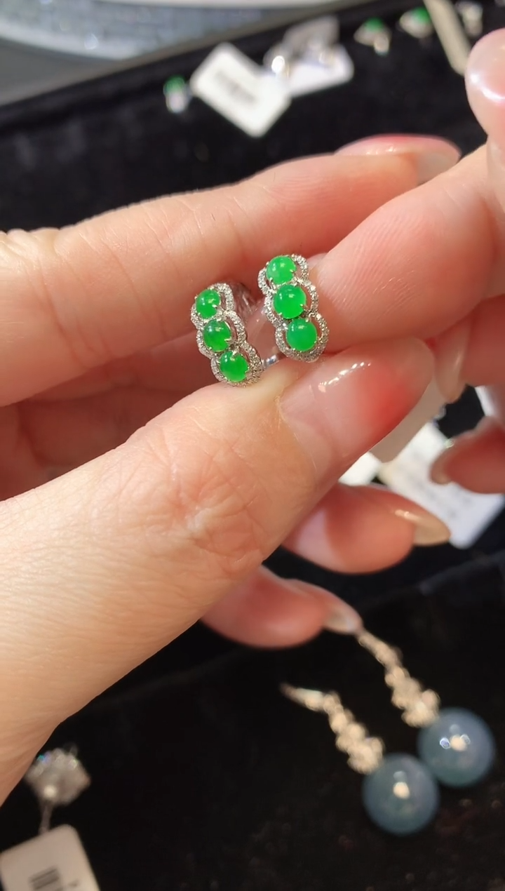 【闪购商品】翡翠耳饰18K金镶嵌A69   