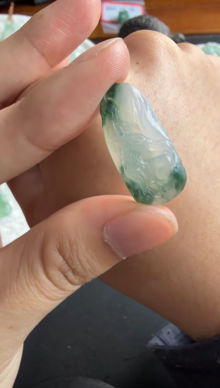 未镶嵌定制翡翠九尾狐